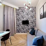 Wild & Huge Comfy 5 Min To Main Square Krakov