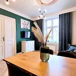Apartmán Wild & Huge Comfy 5 Min To Main Square