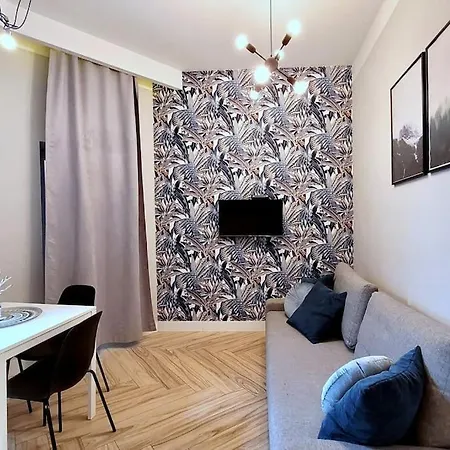 Wild & Huge Comfy 5 Min To Main Square Kraków