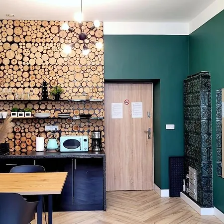 Wild & Huge Comfy 5 Min To Main Square Apartament *