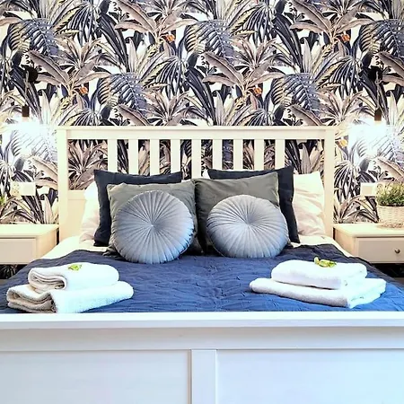 Wild & Huge Comfy 5 Min To Main Square Kraków