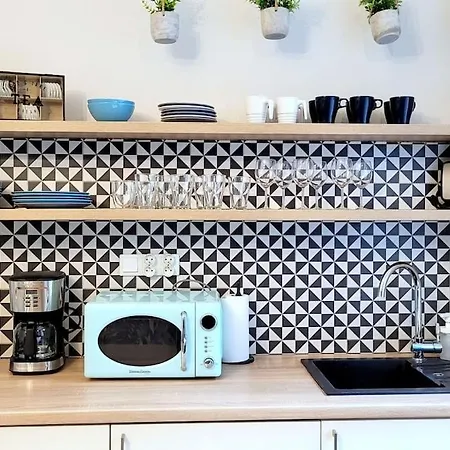 Wild & Huge Comfy 5 Min To Main Square